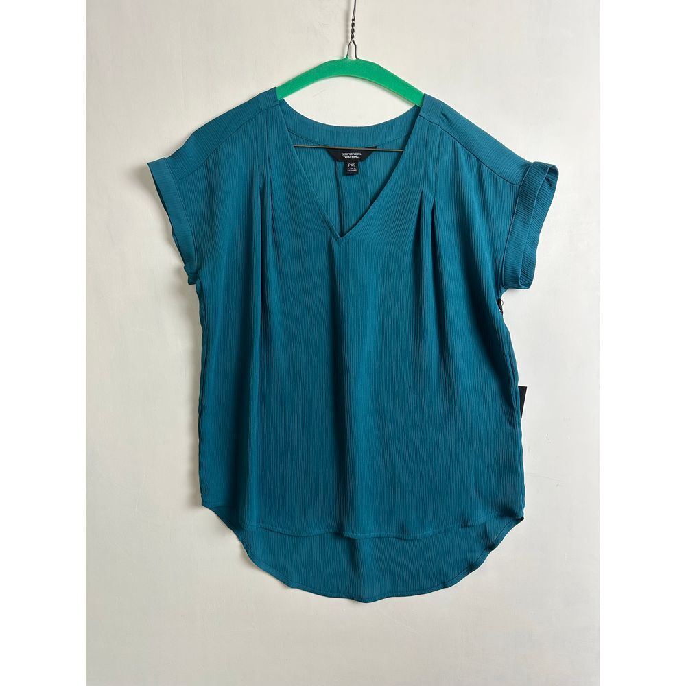 Simply Vera‎ Vera Wang Top Women's Extra Small Petite V-Neck